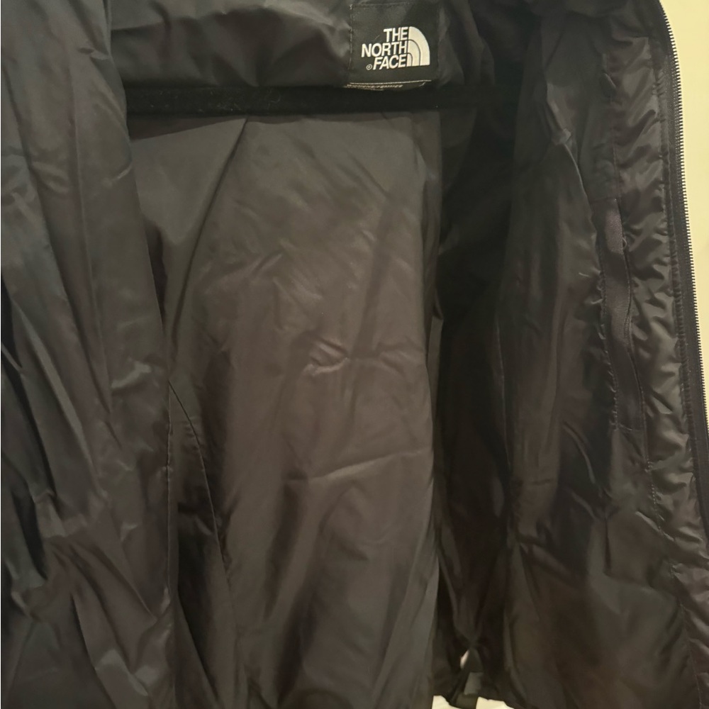 North Face jacket - Picture 7 of 8
